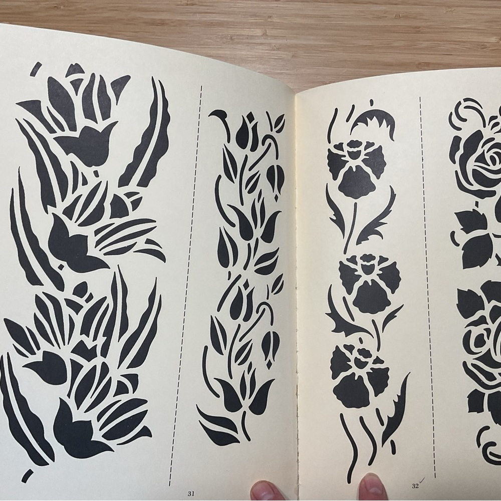 Floral Cut and Use Stencils by Ed Sibbett, Jr. - Picture 7 of 10